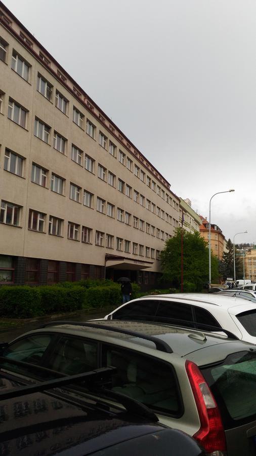 Hostel Sinkule Прага Экстерьер фото