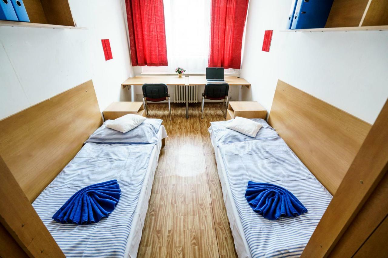 Hostel Sinkule Прага Экстерьер фото